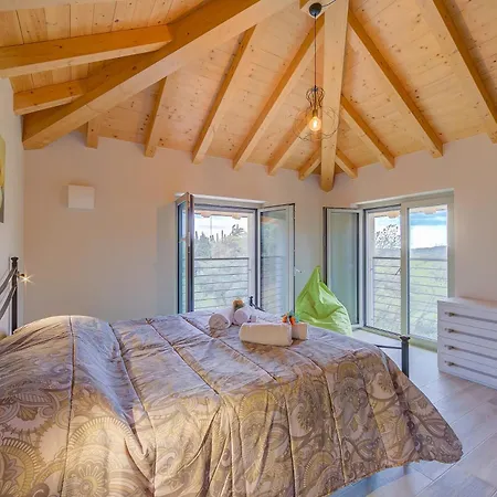 Ricomilla - Family Friendly Apartamento Roe